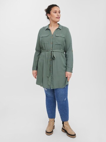 Vero Moda Curve - Vestido camisero en verde