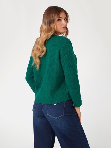 GUESS Sweater in Green