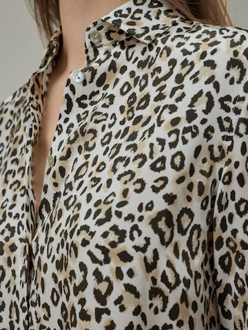 Lilysilk Blouse in Beige