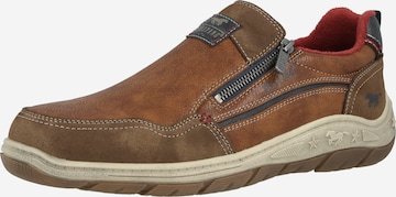 MUSTANG - Sapatilhas slip-on em castanho: frente