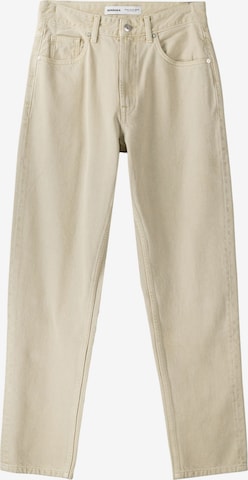 Bershka Regular Jeans in Beige: front