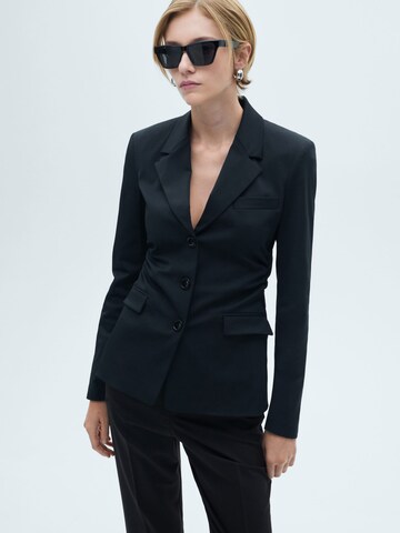 Blazer 'Ka' MANGO en noir : devant