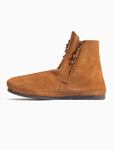 Minnetonka Kozaki w kolorze brązowy