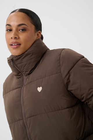 KAFFE CURVE Übergangsjacke in Braun