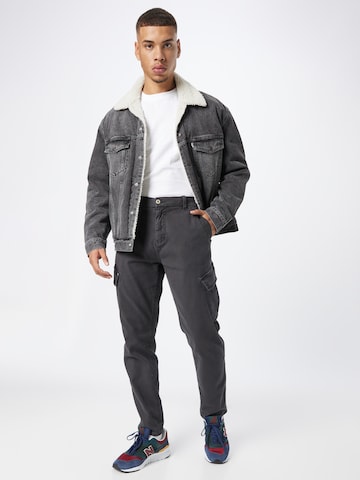 No Excess Tapered Cargo Pants in Grey