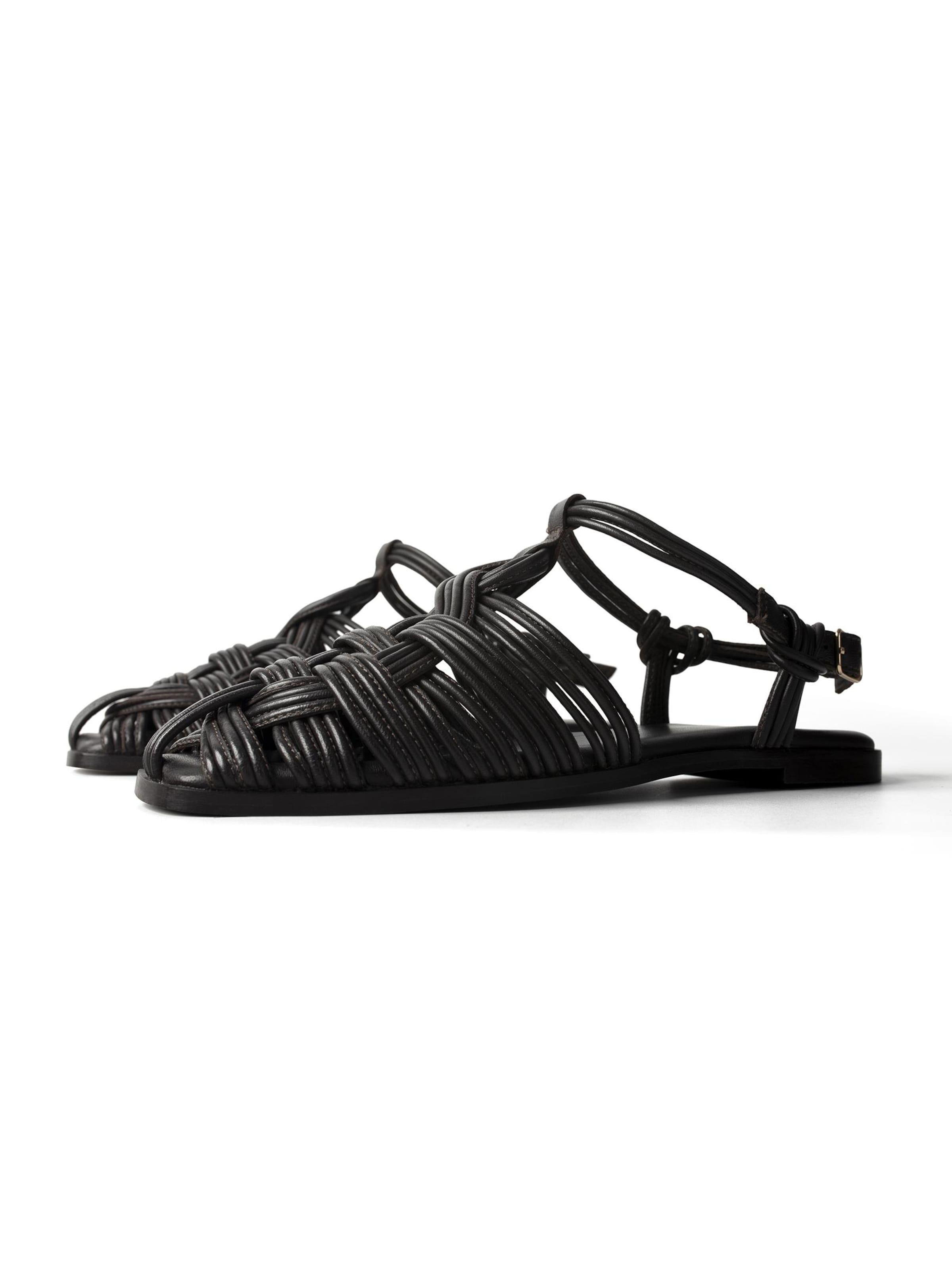 Sandales à lanières 'LOVE LIKE EARLY JUNE' L37 HANDMADE SHOES en noir : devant