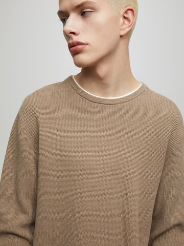 Pull&Bear Sweater in Beige