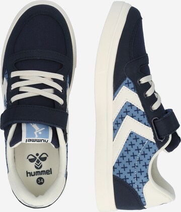 Sneaker 'Slimmer Stadil' di Hummel in blu