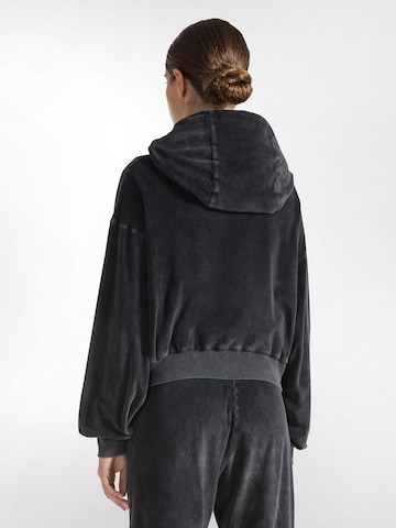 Felpa di DEHA in nero
