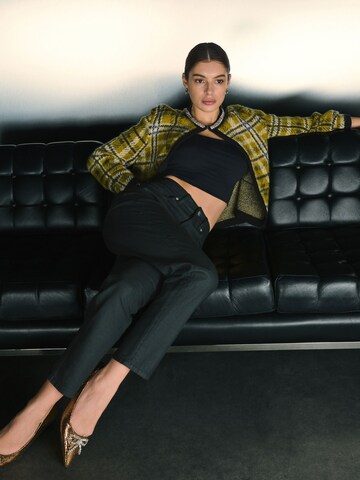 Next Tapered Jeans in Schwarz