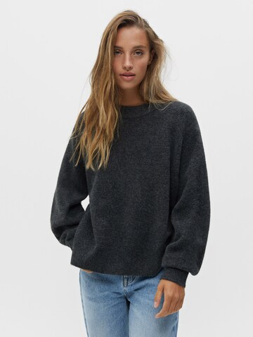 Pull&Bear Sweater in Blue: front