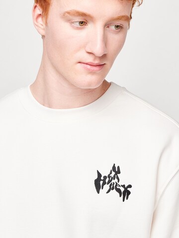 Sweat-shirt 'BLOCKSBERG' ABOUT YOU x StayKid en blanc