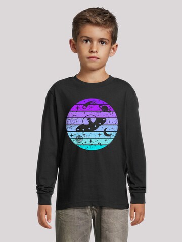 F4NT4STIC Shirt 'Retro Alien Weltraum Sonnenuntergang' in Schwarz: Vorderseite