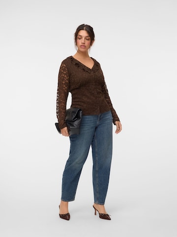Chemisier 'VMDea' Vero Moda Curve en marron