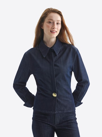 TorWeit Bluse 'Metallic-Button Fitted Blue Shirt'‌‌‌‌ in Blau