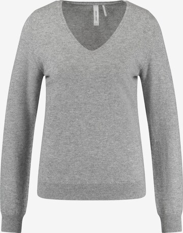 GERRY WEBER Pullover in Grau: predná strana