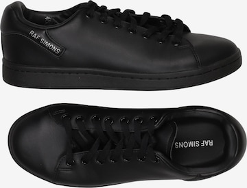 Raf Simons Sneaker 39 in Schwarz: Vorderseite