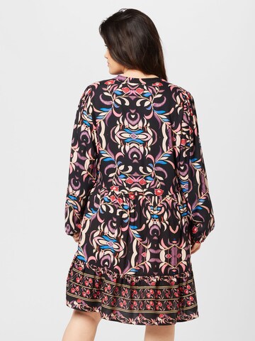 Robe 'Nolana' ONLY Carmakoma en noir