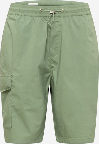 s.Oliver Loose fit Cargo Pants in Green: front