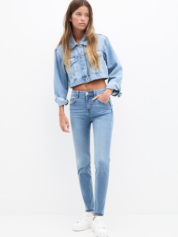 Pull&Bear Skinny Jeans in Blau