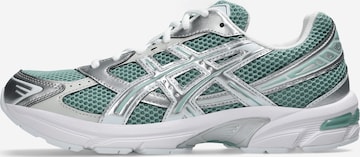 ASICS SportStyle Sneakers in Green: front