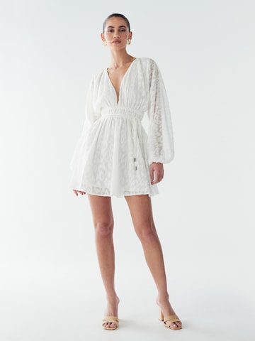 Rochie 'Gracie' de la BWLDR pe alb