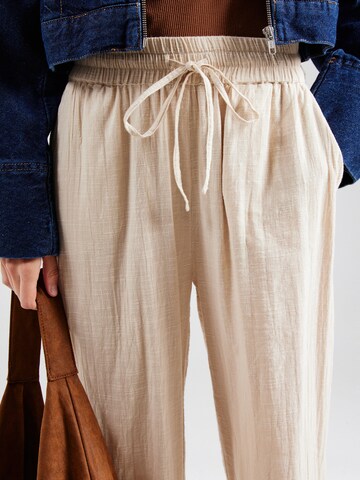 Wide leg Pantaloni 'ONLTizana' di ONLY in beige