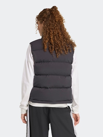 ADIDAS SPORTSWEAR - Chaleco deportivo 'HELIONIC' en negro