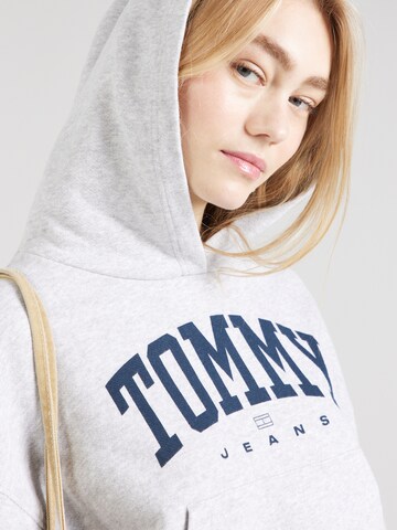 Tommy Jeans Sweatshirt in Grau