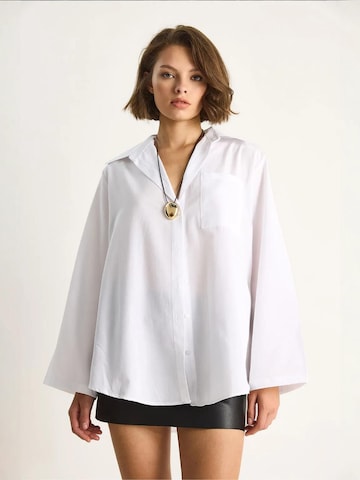 Camicia da donna di Bianco Lucci in bianco: frontale