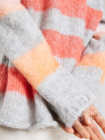 miss goodlife Pullover in Grau