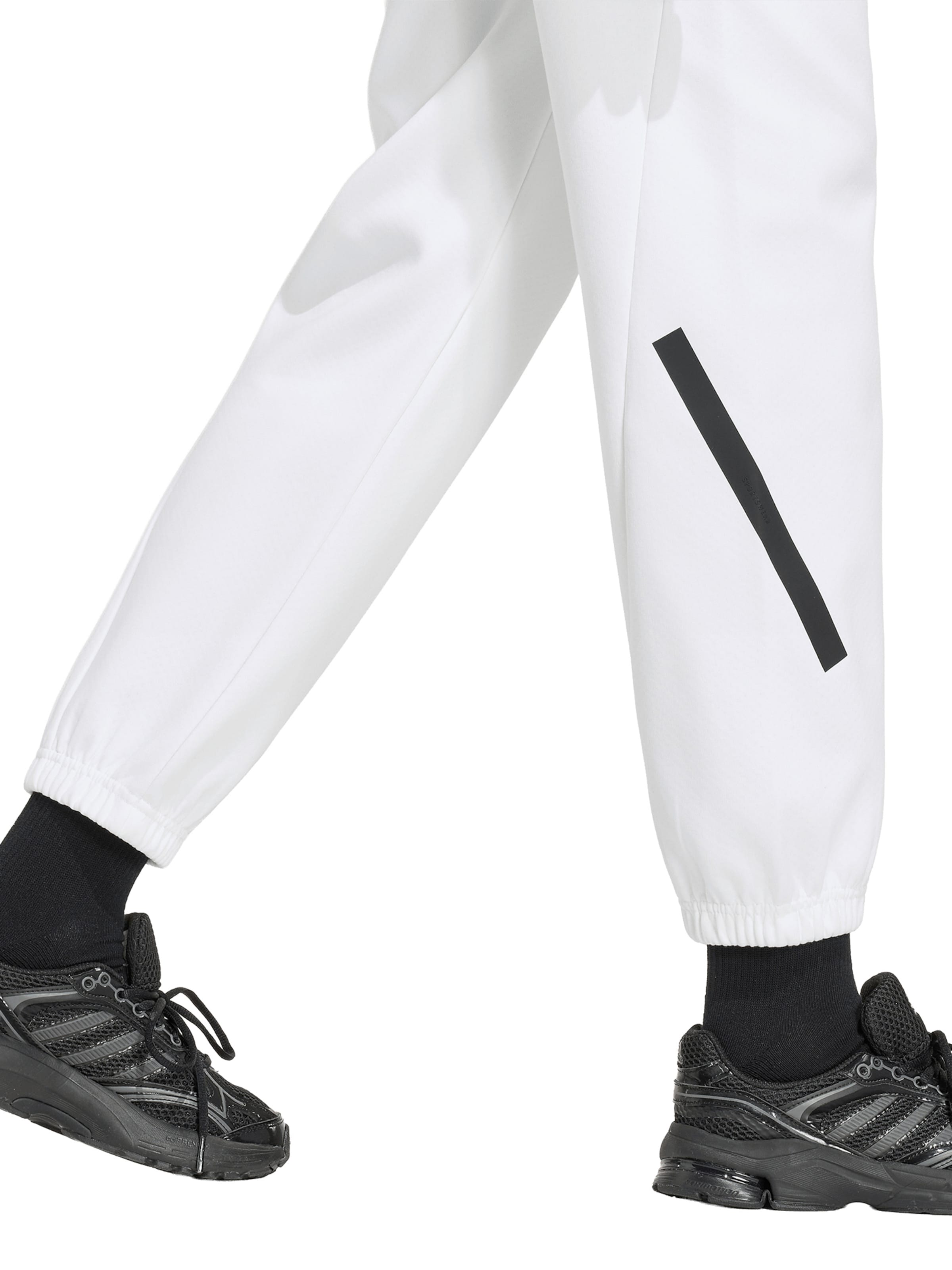 ADIDAS SPORTSWEAR Tapered Sporthose 'Z.N.E.' in Weiß