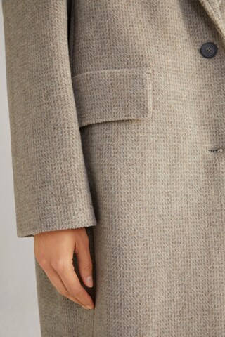 JOOP! Winter Coat in Beige