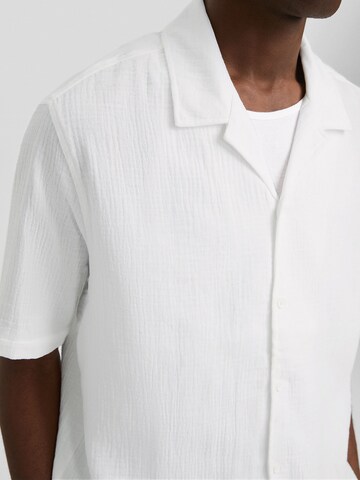 Bershka Regular fit Button Up Shirt in White