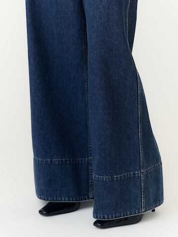 YAS Wide leg Jeans 'YASBea' in Blauw