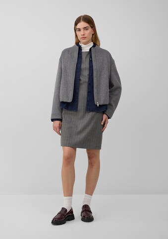 Robe s.Oliver en gris