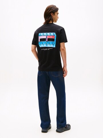 Tommy Jeans - Camiseta en negro