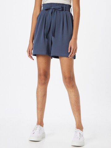 PIECES Loosefit Shorts 'Avery' in Blau: predná strana