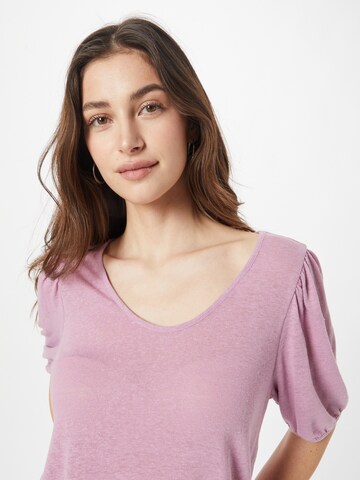 GAP - Camiseta en lila