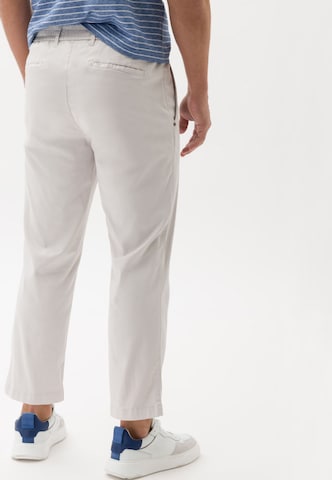 regular Pantaloni con pieghe 'Fabio' di BRAX in bianco