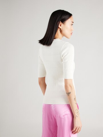 Pull-over ESPRIT en blanc