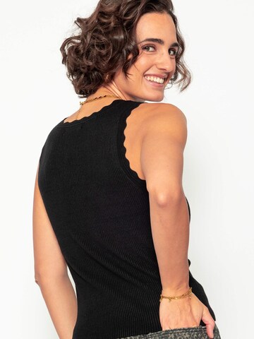 SASSYCLASSY Top in Black