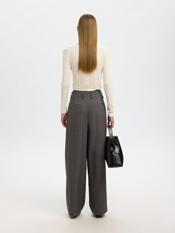 Wide Leg Pantalon à pince SELECTED en noir