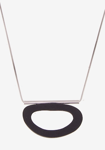 Leslii Necklace in Silver