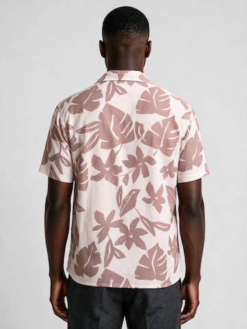 Antioch Comfort Fit Shirt in Weiß