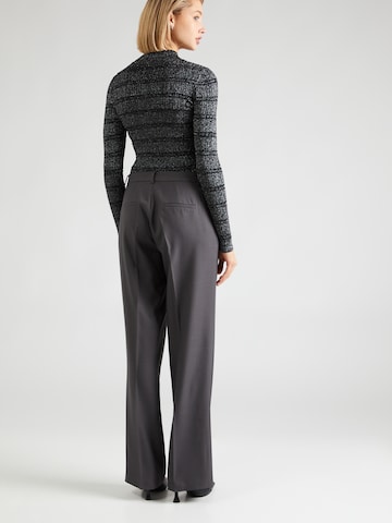 Neo Noir Loose fit Pleated Pants 'Alice' in Grey