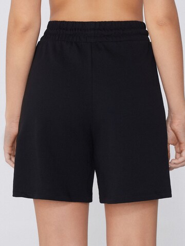 Tezenis Regular Pants in Black