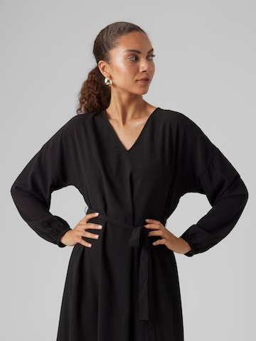 Vero Moda Tall Φόρεμα 'NAJA' σε μαύρο