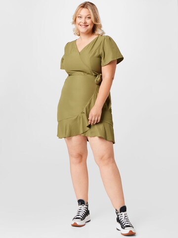 Rochie de la Trendyol Curve pe verde: față