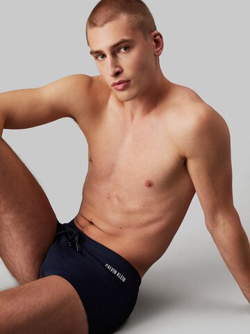 Calvin Klein Swimwear Badeshorts 'Intense Power' in Blau